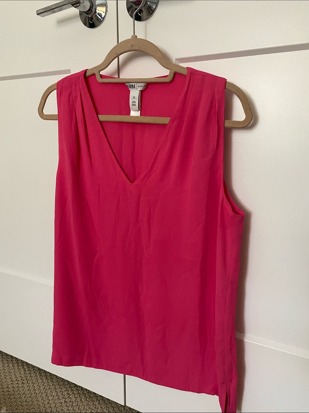 White House Black Market V-Neck Sleeveless Shell - Hot Pink/NWOT